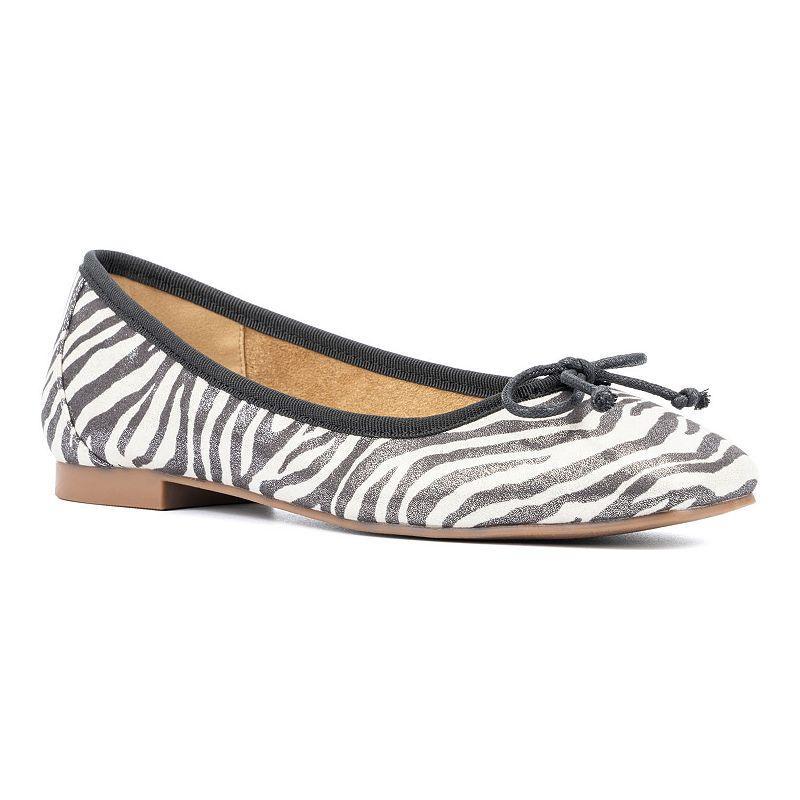 New York & Company Paulina Womens Ballet Flats Product Image