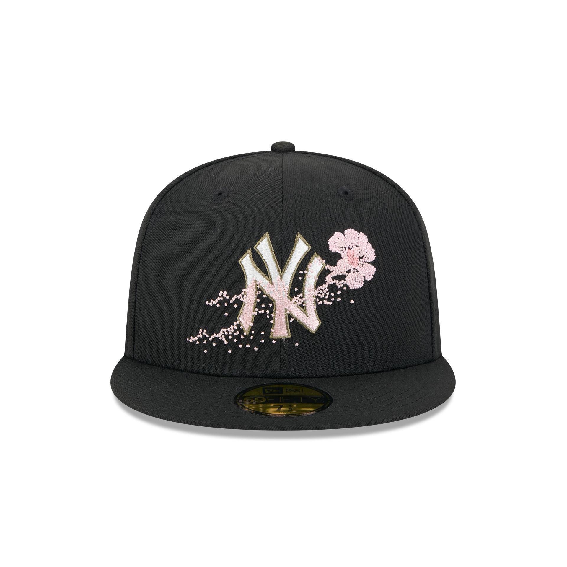 New York Yankees Dotted Floral 59FIFTY Fitted Hat Male Product Image