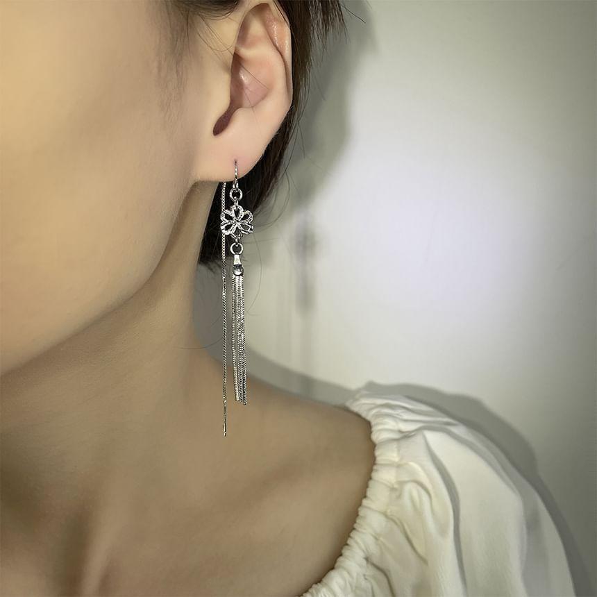 Floral Fringed Earring Product Image