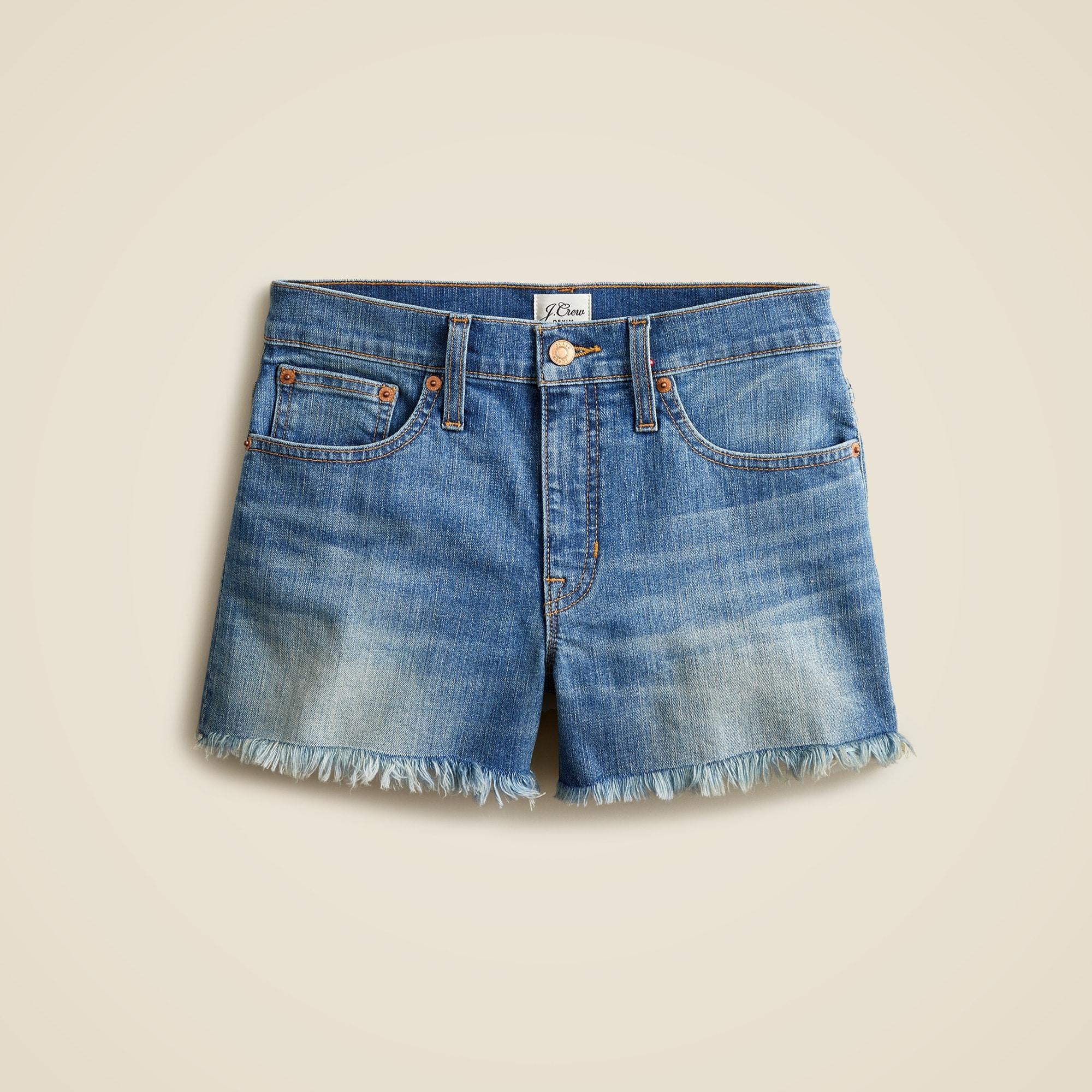 Mid-rise denim short in Squash wash Product Image