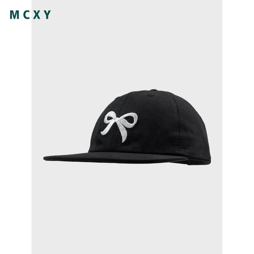 Bow Embroidered Cap Product Image