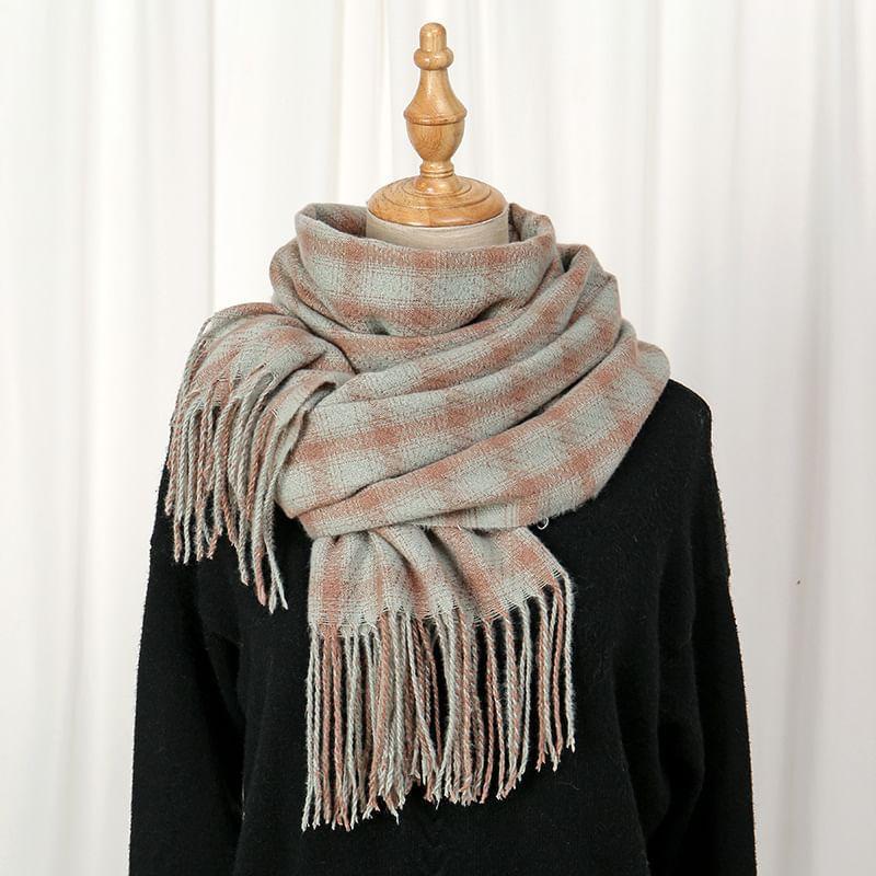 Plaid Fringed Trim Shawl Product Image