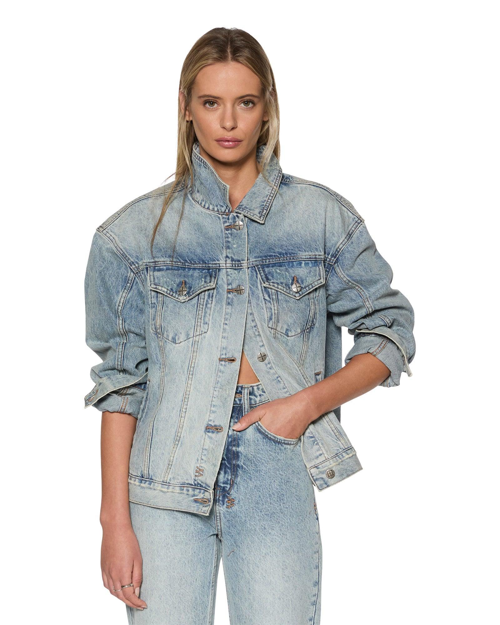 OVERSIZED JACKET KARMA Female Product Image