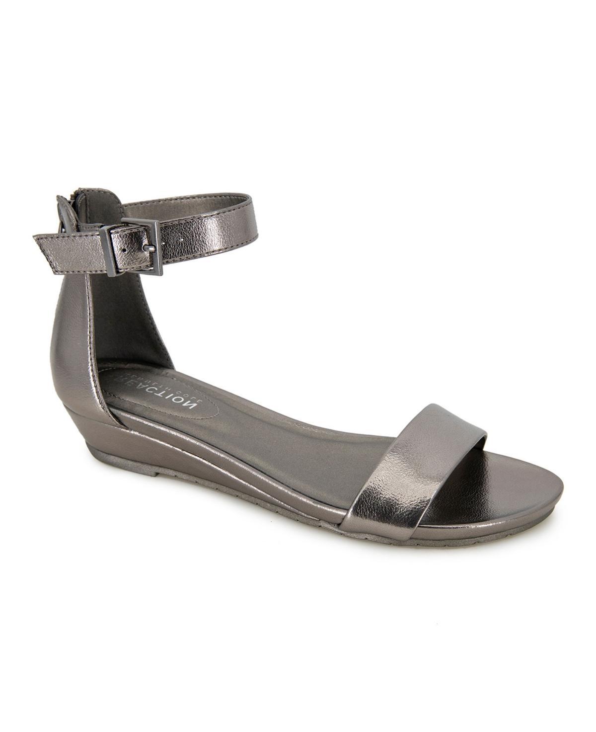 Kenneth Cole Reaction Womens Great Viber Sandals Product Image