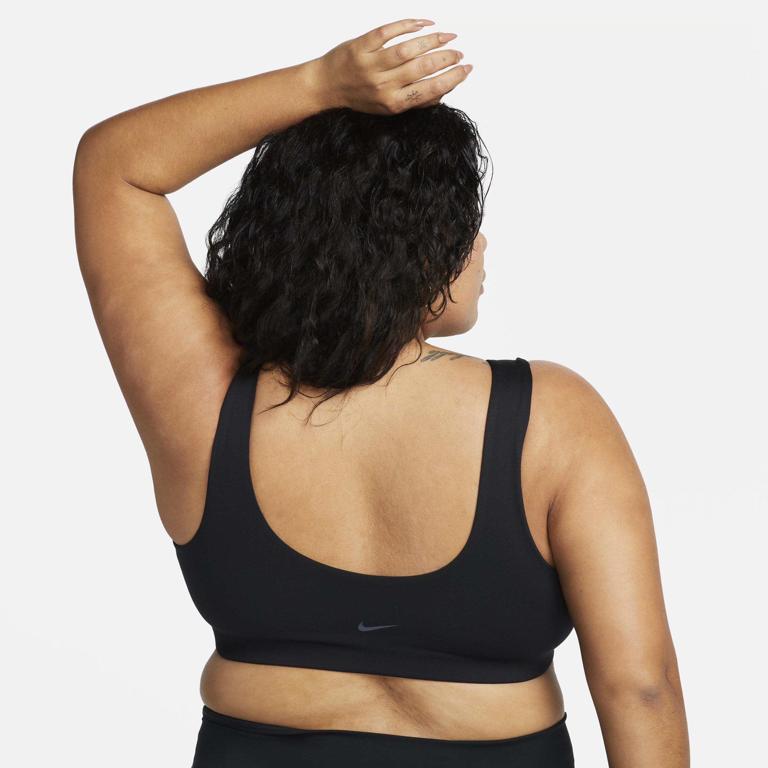 Nike Womens Alate All U Light-Support Lightly Lined U-Neck Sports Bra (Plus Size) Product Image