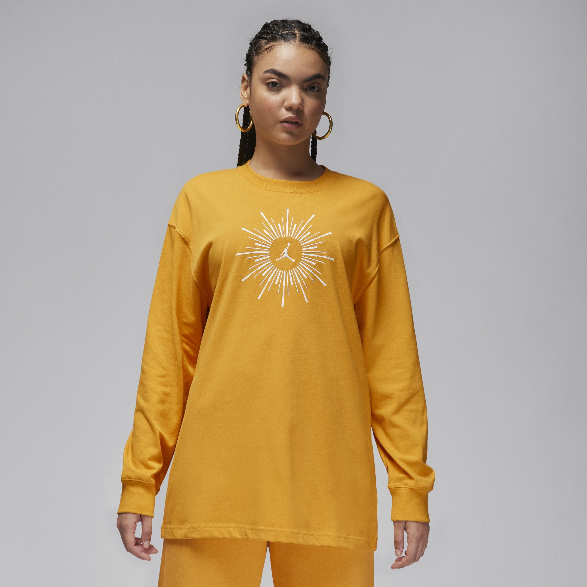 Women's Jordan Flight Oversized Long-Sleeve T-Shirt Product Image