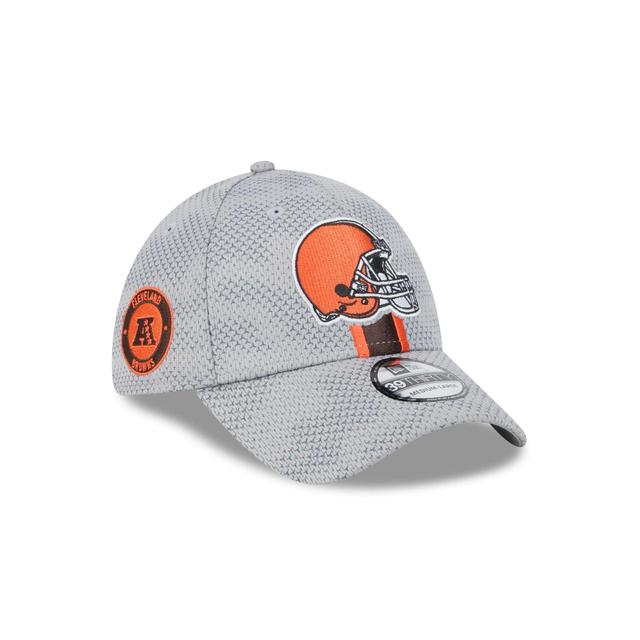 Cleveland Browns 2024 Sideline Gray 39THIRTY Stretch Fit Hat Male Product Image