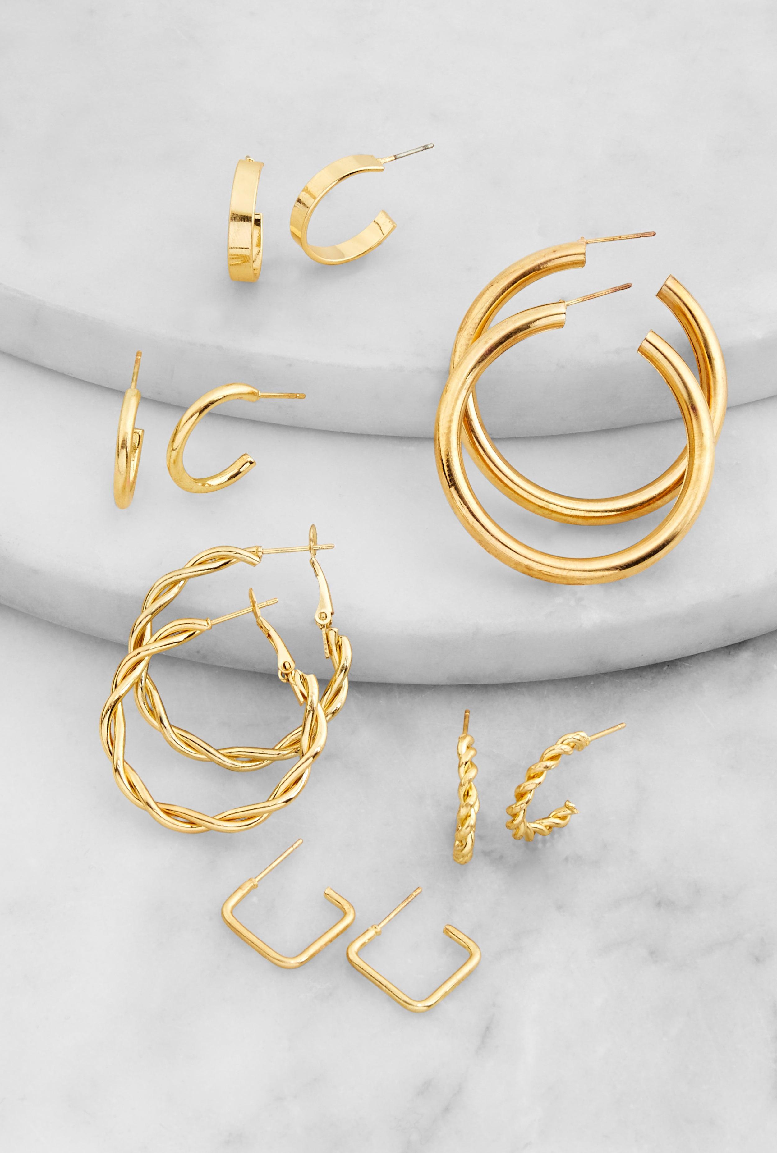 Wide Metallic Hoop Earrings Female Product Image