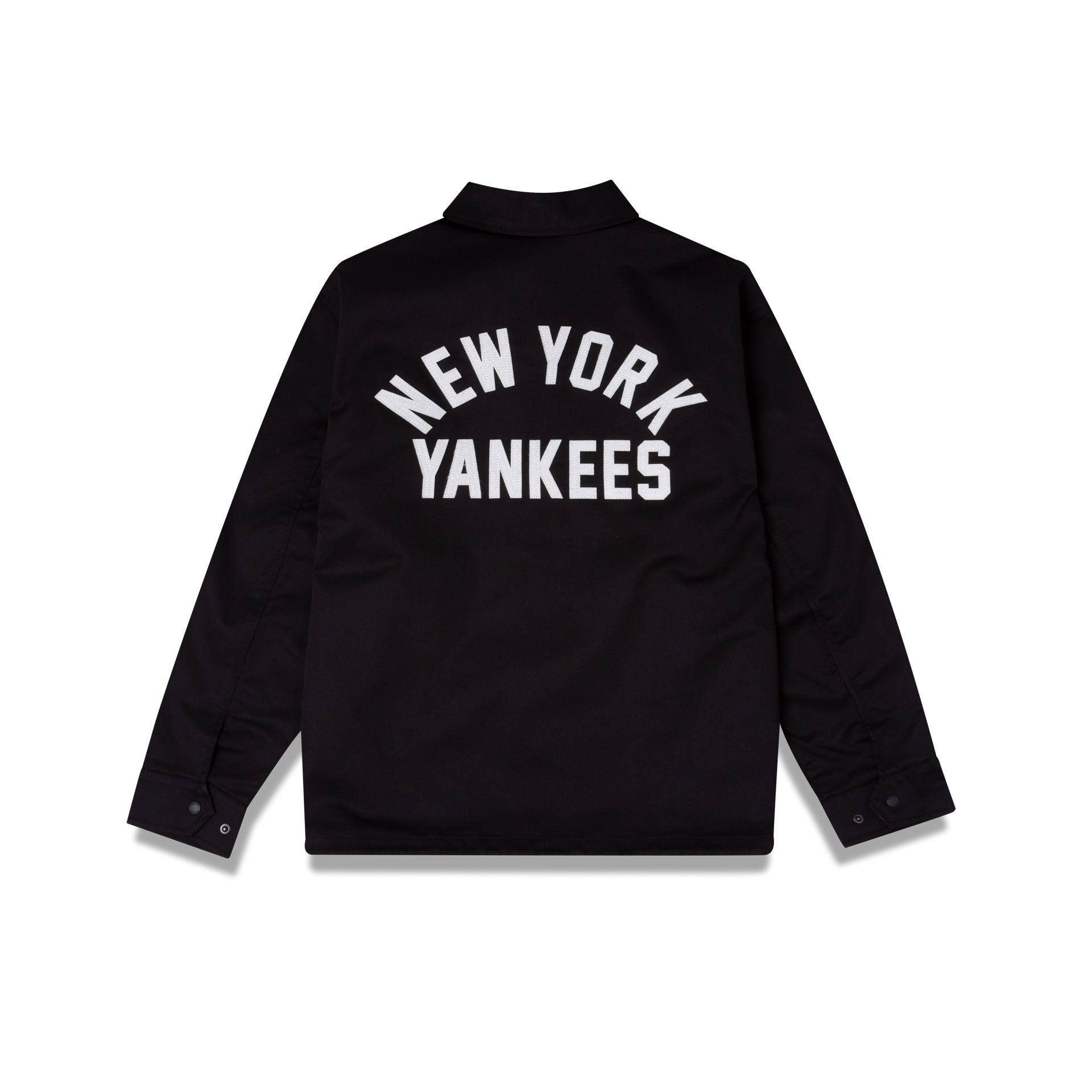 New York Yankees Essential Black Coach Jacket Male Product Image