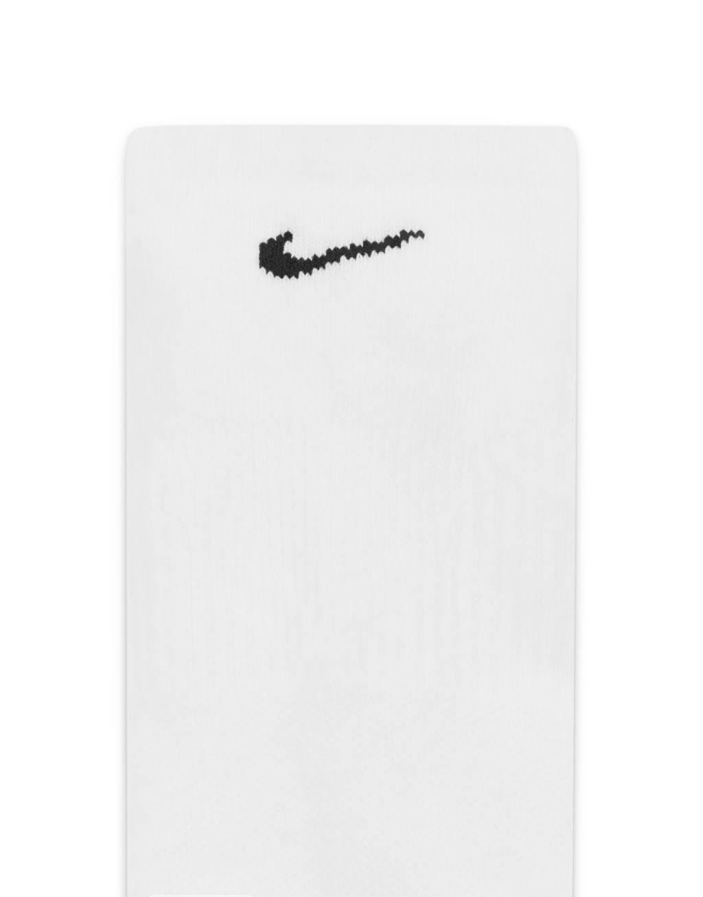 Nike Training Everyday Plus Cushioned 3-pack sneaker socks in white Product Image