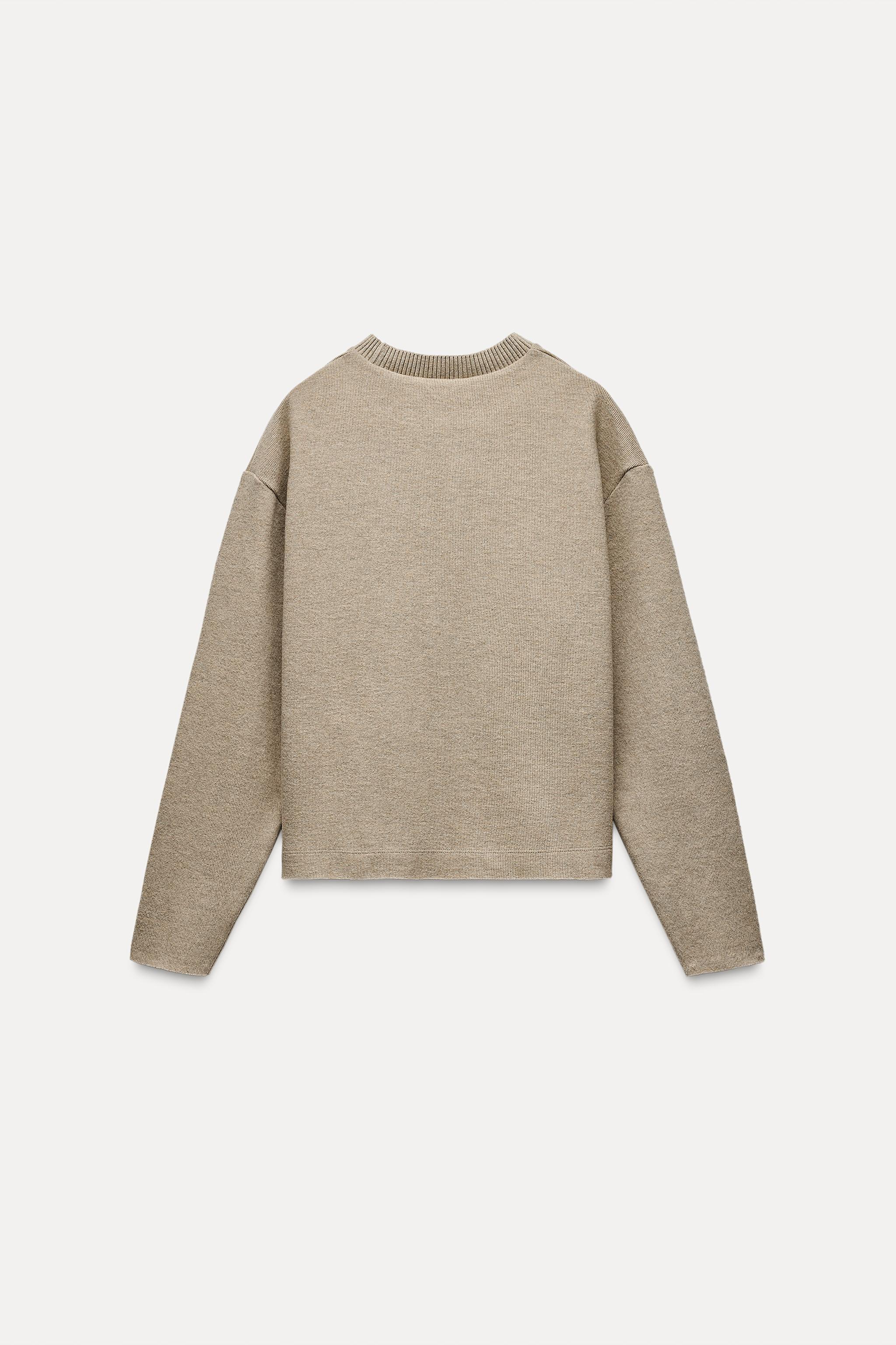 SOFT SWEATER Product Image