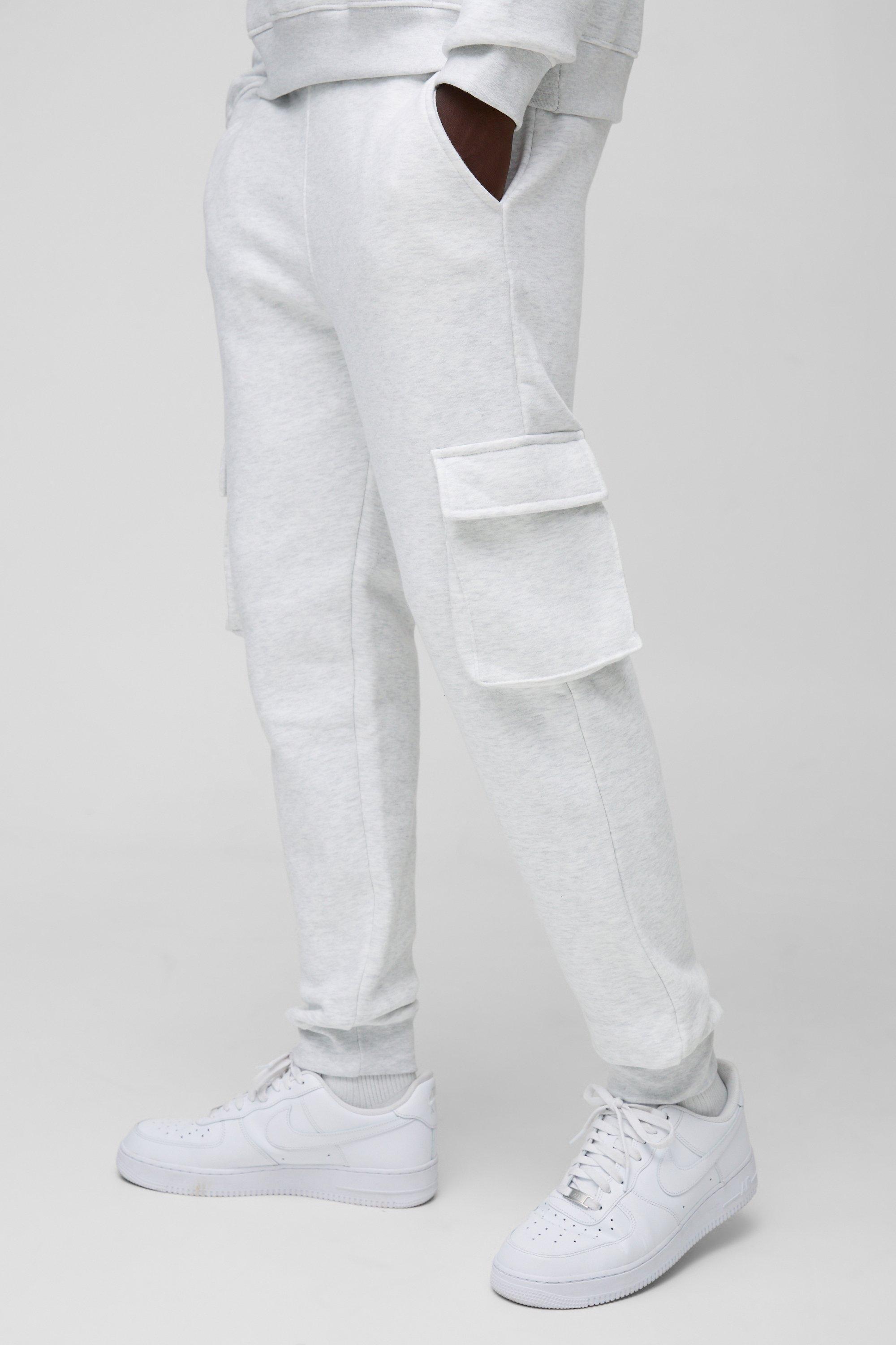 330GSM Skinny Fit Cargo Sweatpants | boohooMAN USA Product Image