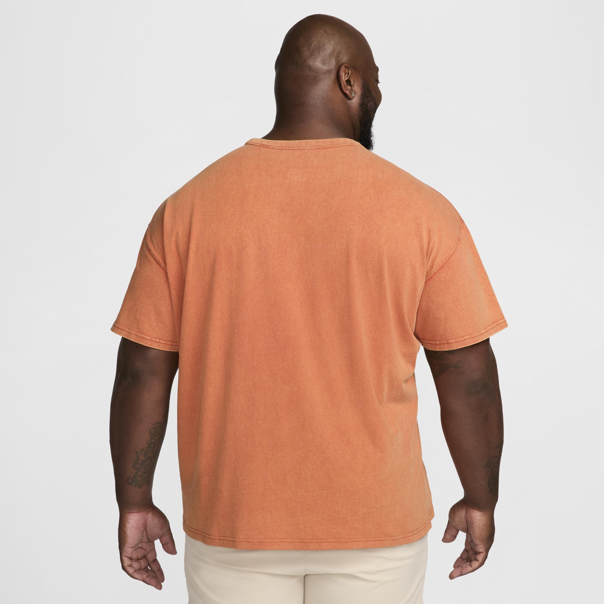 Men's Nike Sportswear Premium Essentials T-Shirt Product Image