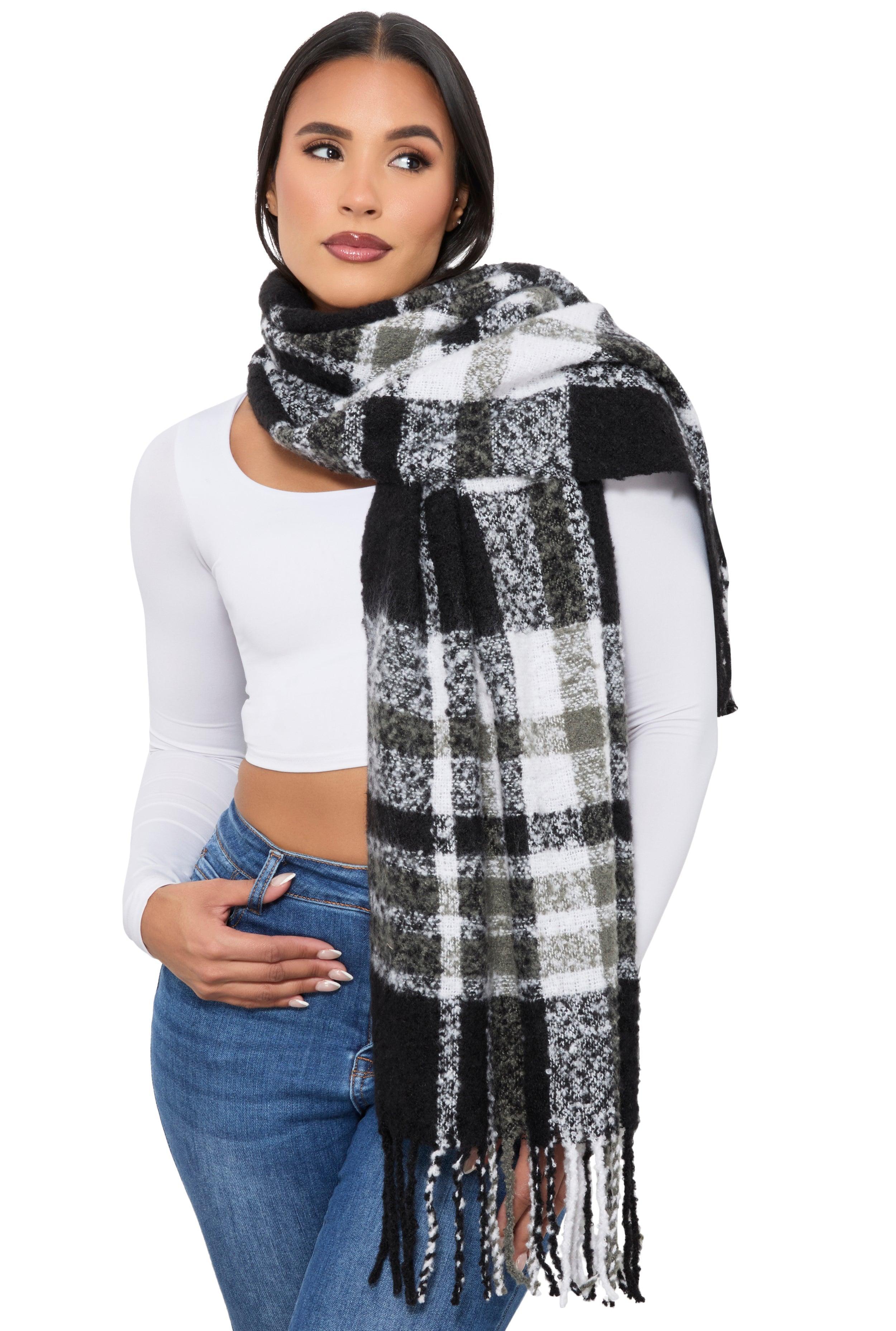 Womens Boucle Plaid Scarf Product Image