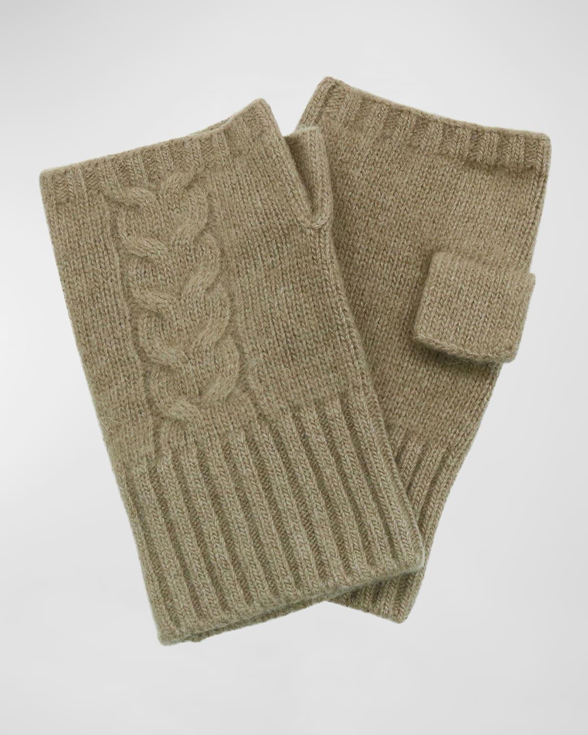 Mens Cable-Knit Fingerless Gloves Product Image