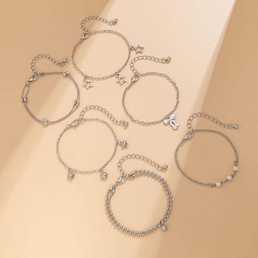 Chained Bracelet Set Product Image