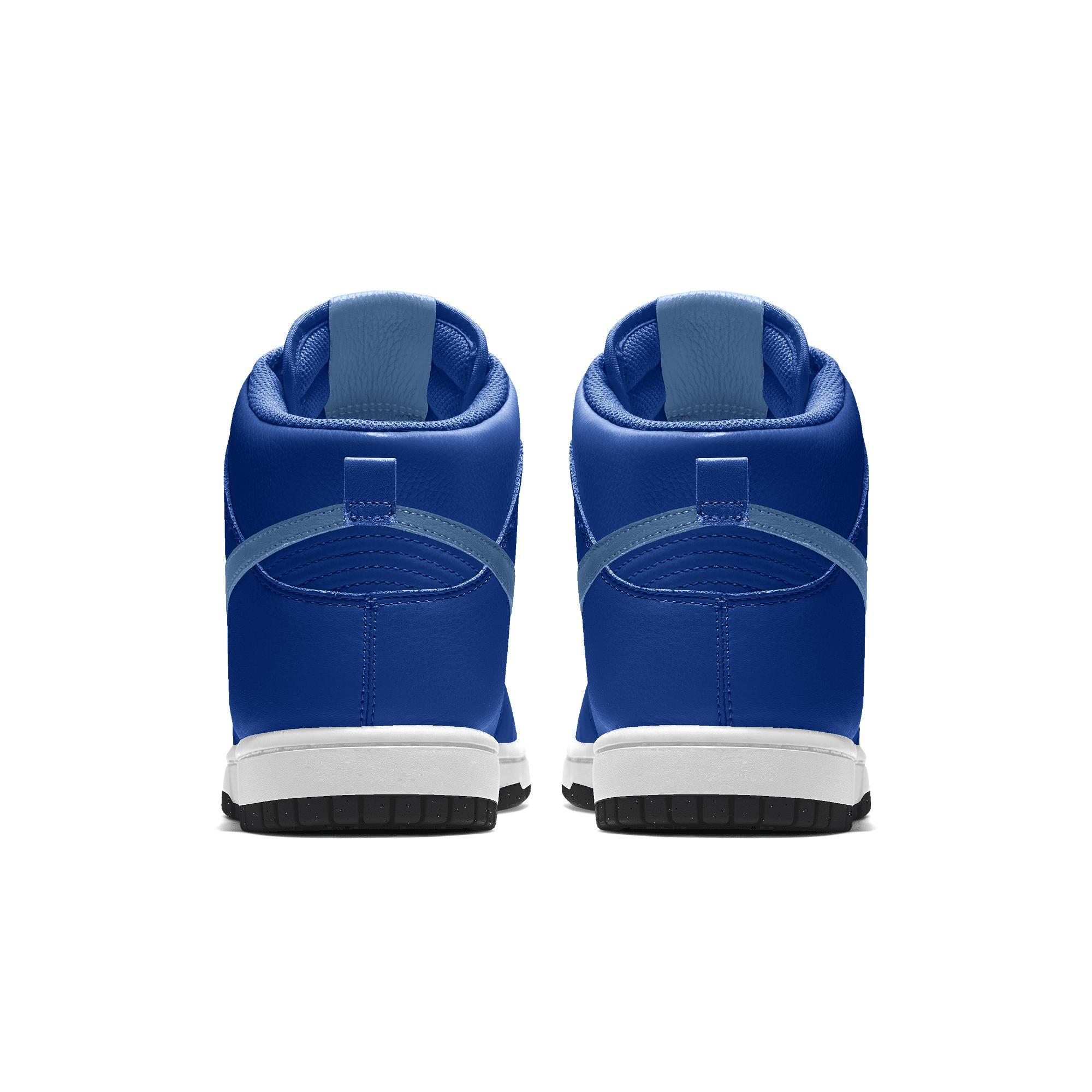 Nike Men's LeBron Witness 8 (Team Bank) Basketball Shoes Product Image