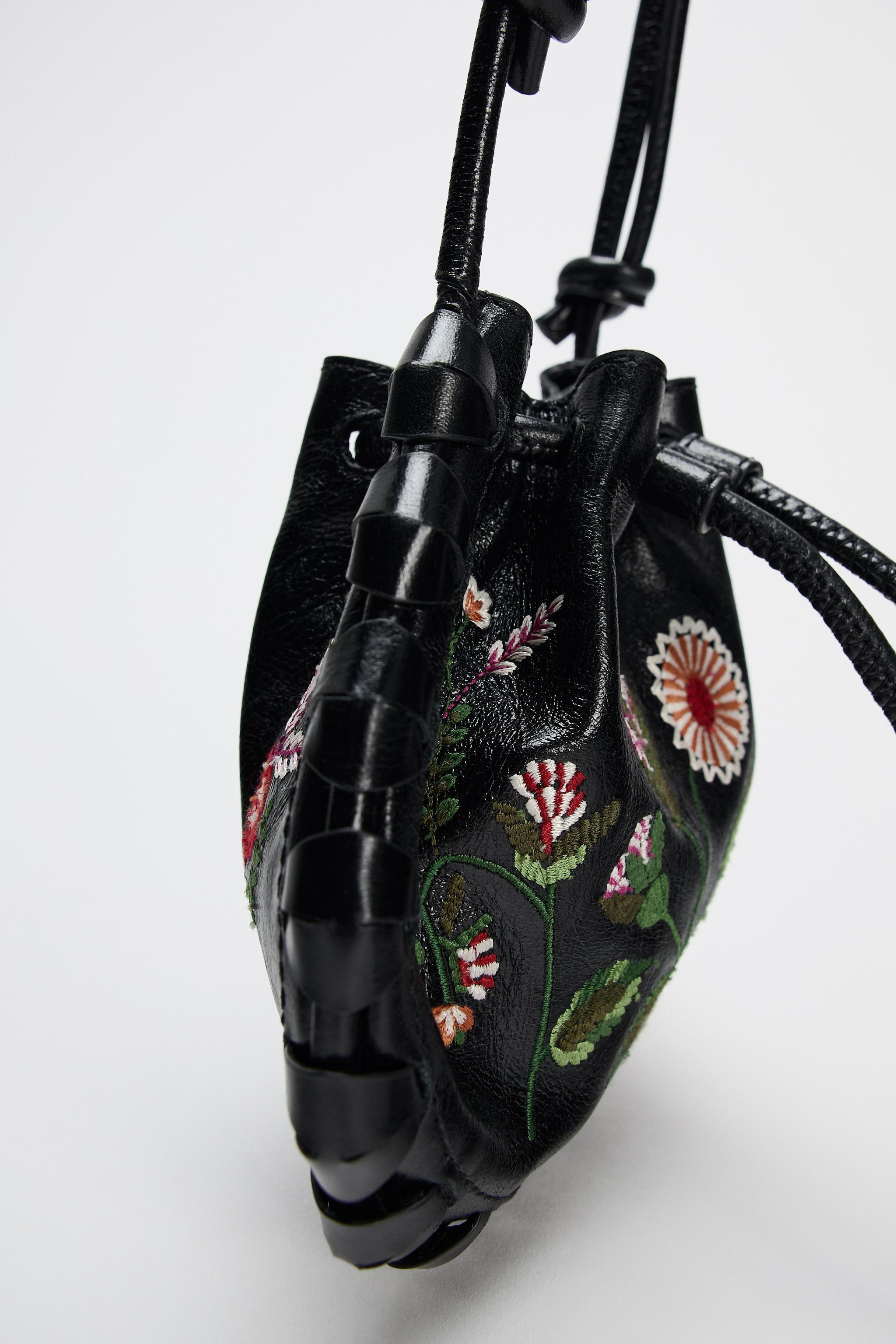 MINI LEATHER COWBOY BUCKET BAG Product Image