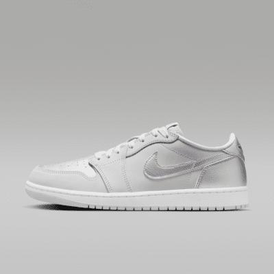 Jordan Mens Jordan Retro 1 Low OG - Mens Basketball Shoes Grey/Silver Product Image