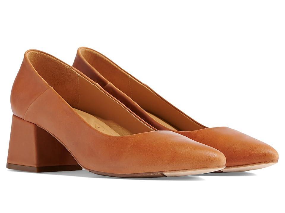 Nisolo Fiorela Go-To Pointed Toe Pump Product Image