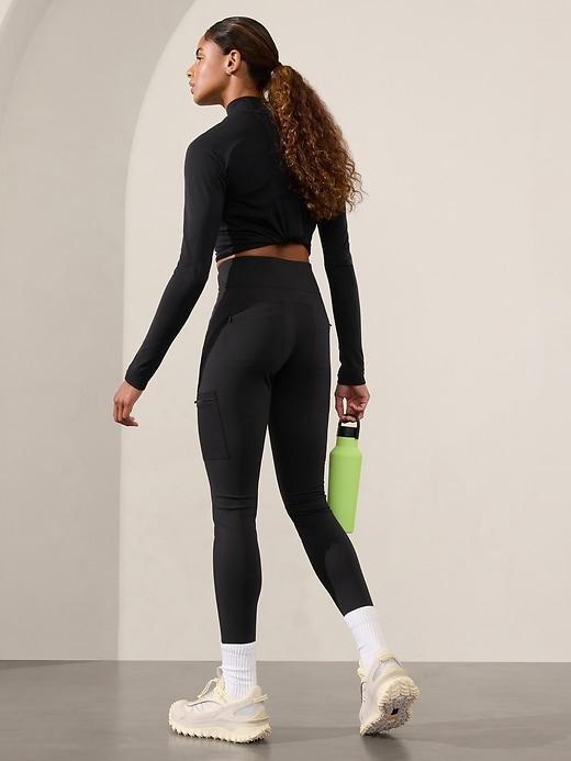 Headlands Hybrid High Rise Cargo Legging Product Image