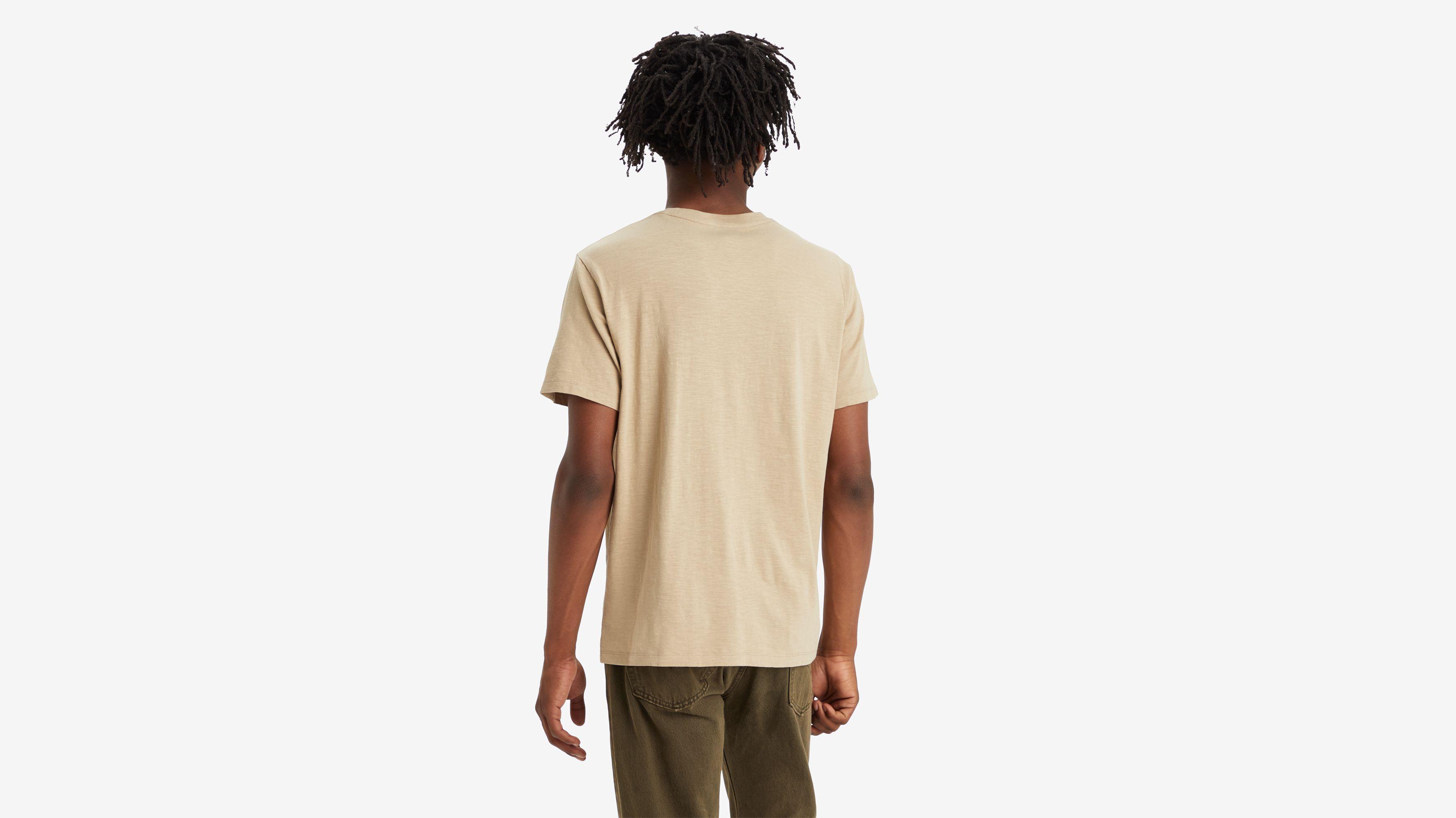 Levi's Pocket T-Shirt - Men's Product Image