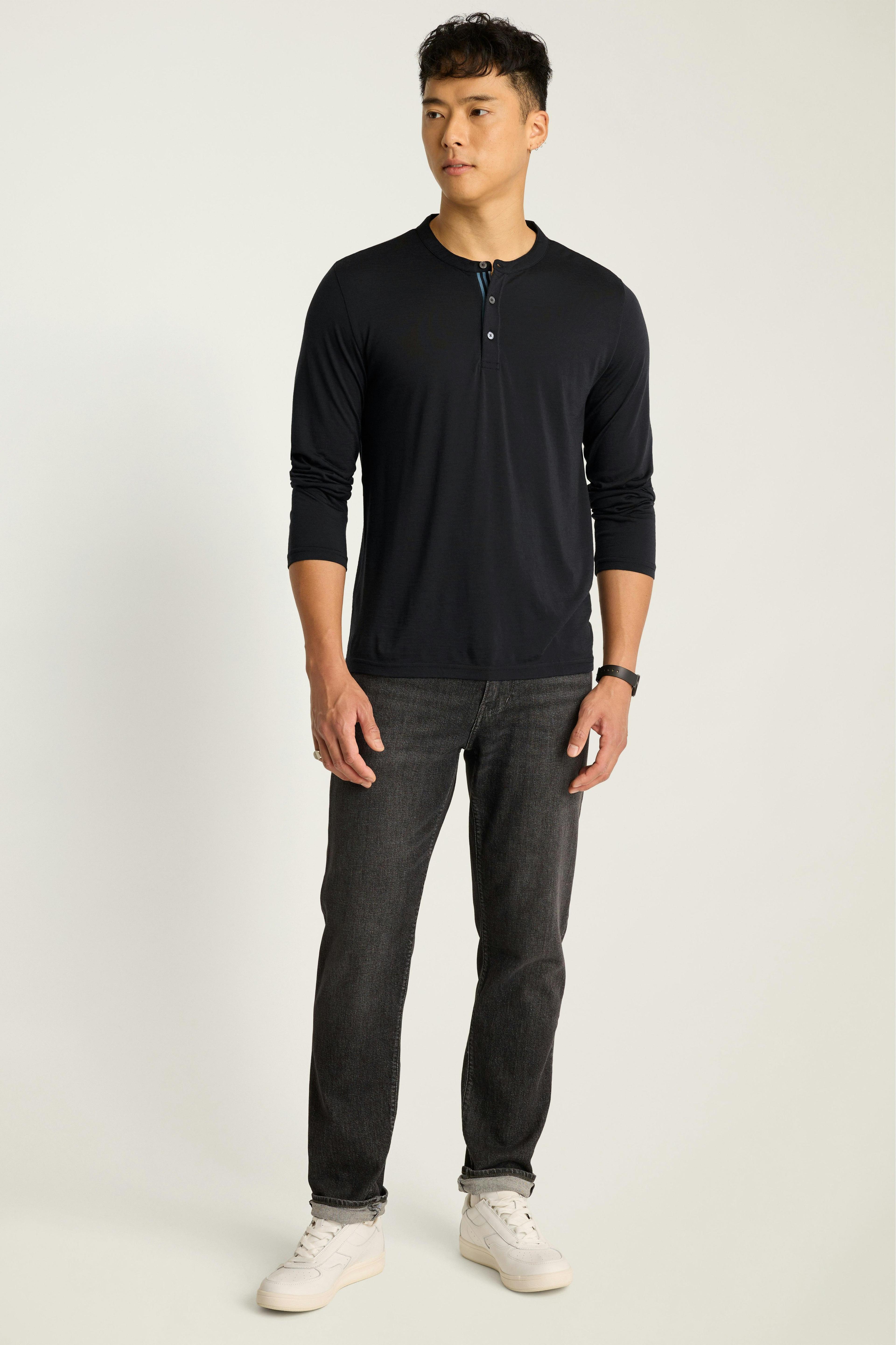 Performance Merino Long Sleeve Henley Product Image