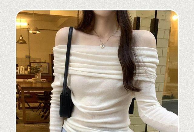 Long-Sleeve Off Shoulder Plain Knit Top Product Image