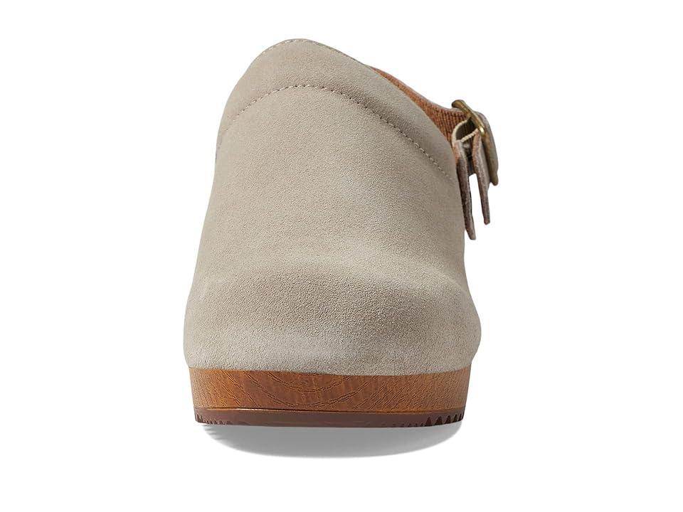 White Mountain Being (Sand/Suede) Women's Shoes Product Image