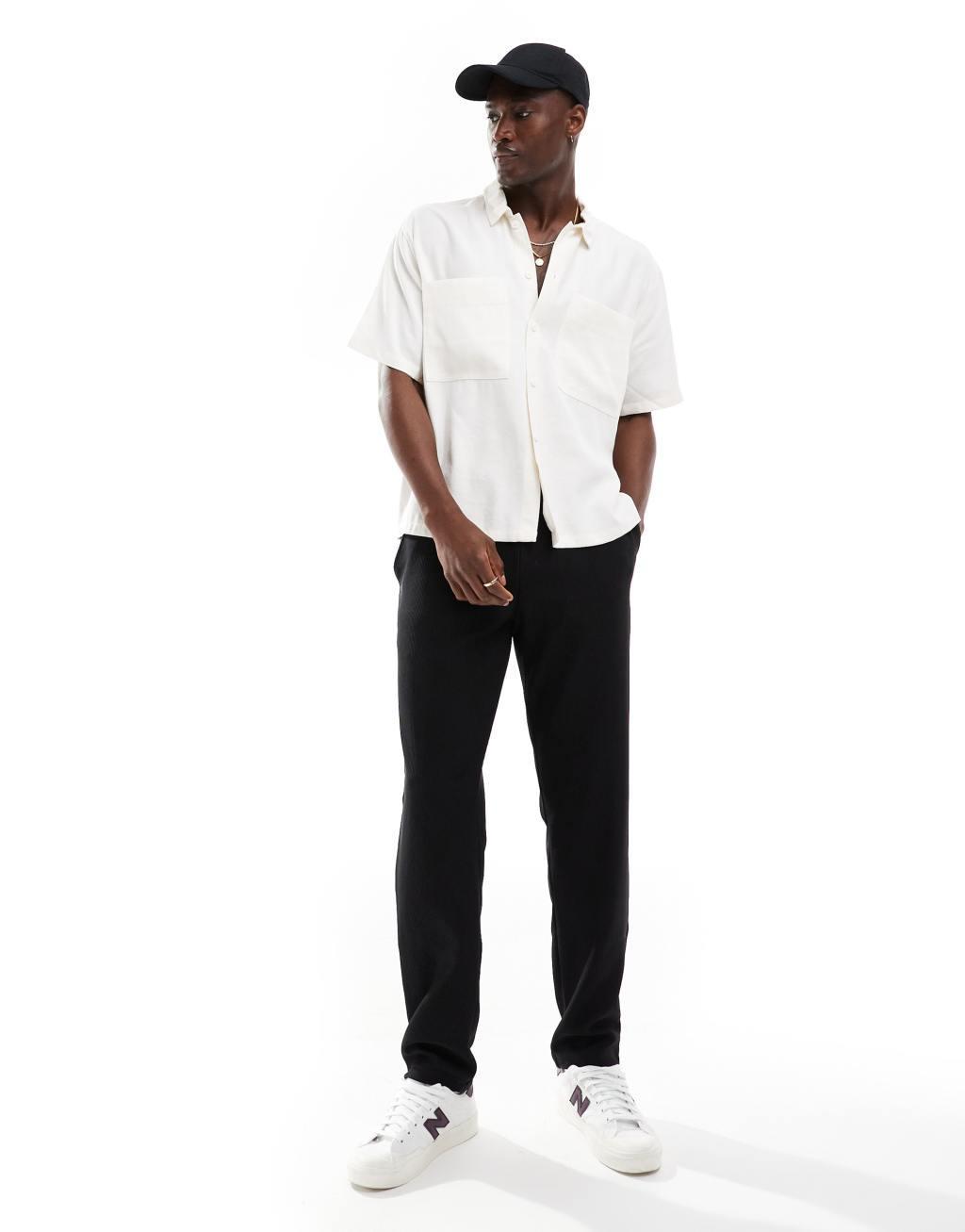 Selected Homme plisse pants in black  product image