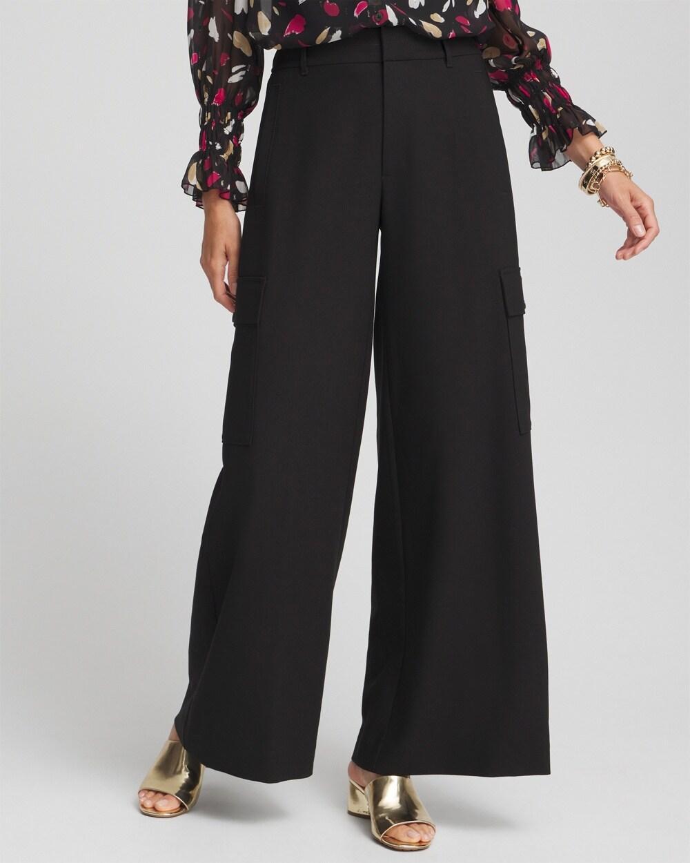 Women's Cargo Relaxed Straight Leg Pants Product Image