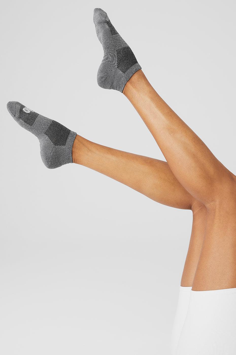 Alo Yoga | Womens Everyday Socks Size: M/L (8-11) Product Image