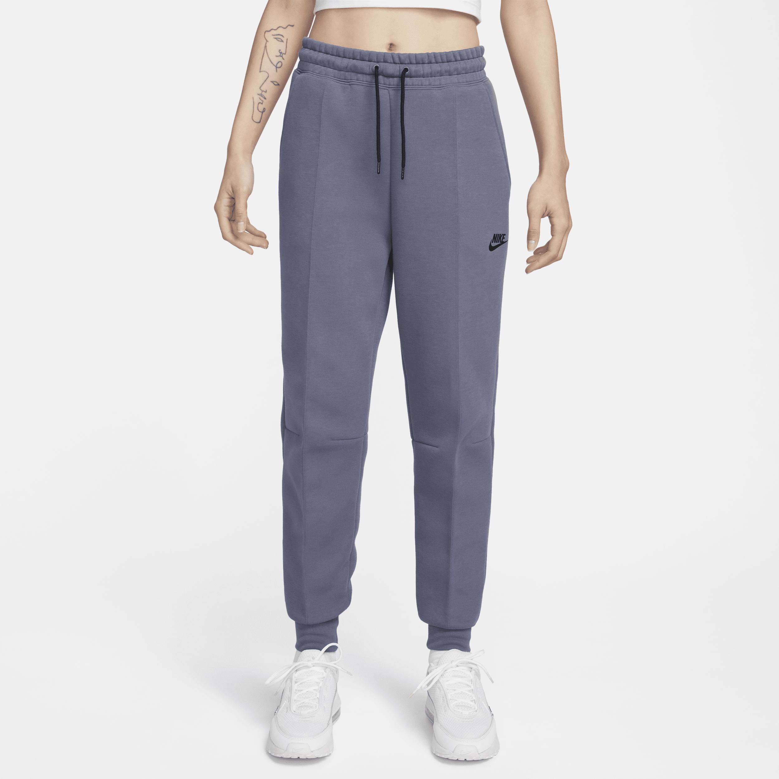 Nike Womens NSW Tech Fleece MR Joggers - Grey/Black Product Image