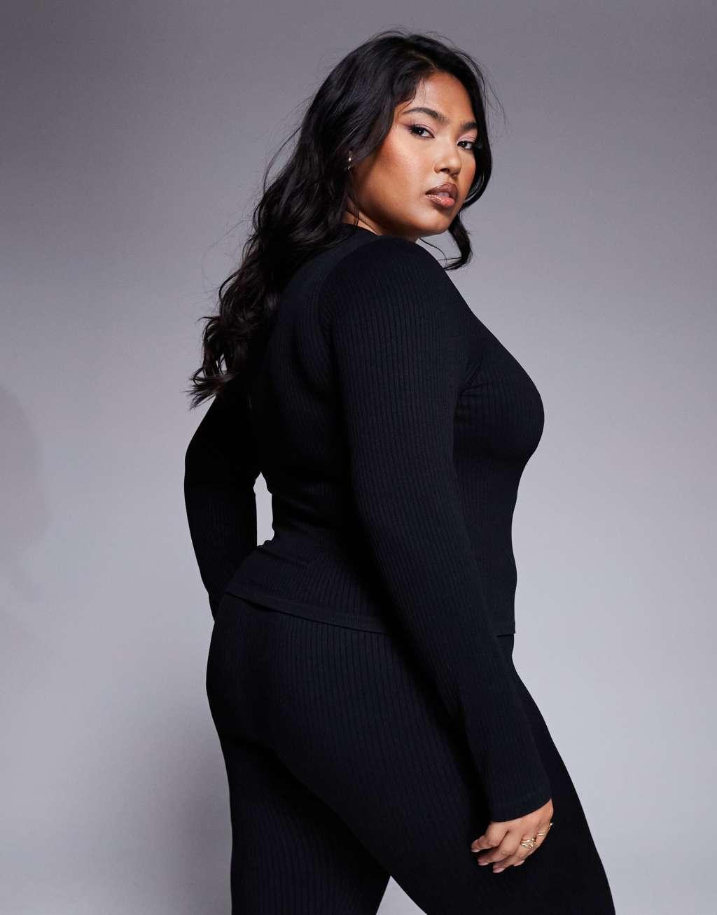 ASOS 4505 Icon Curve seamless rib long sleeve top in black Product Image