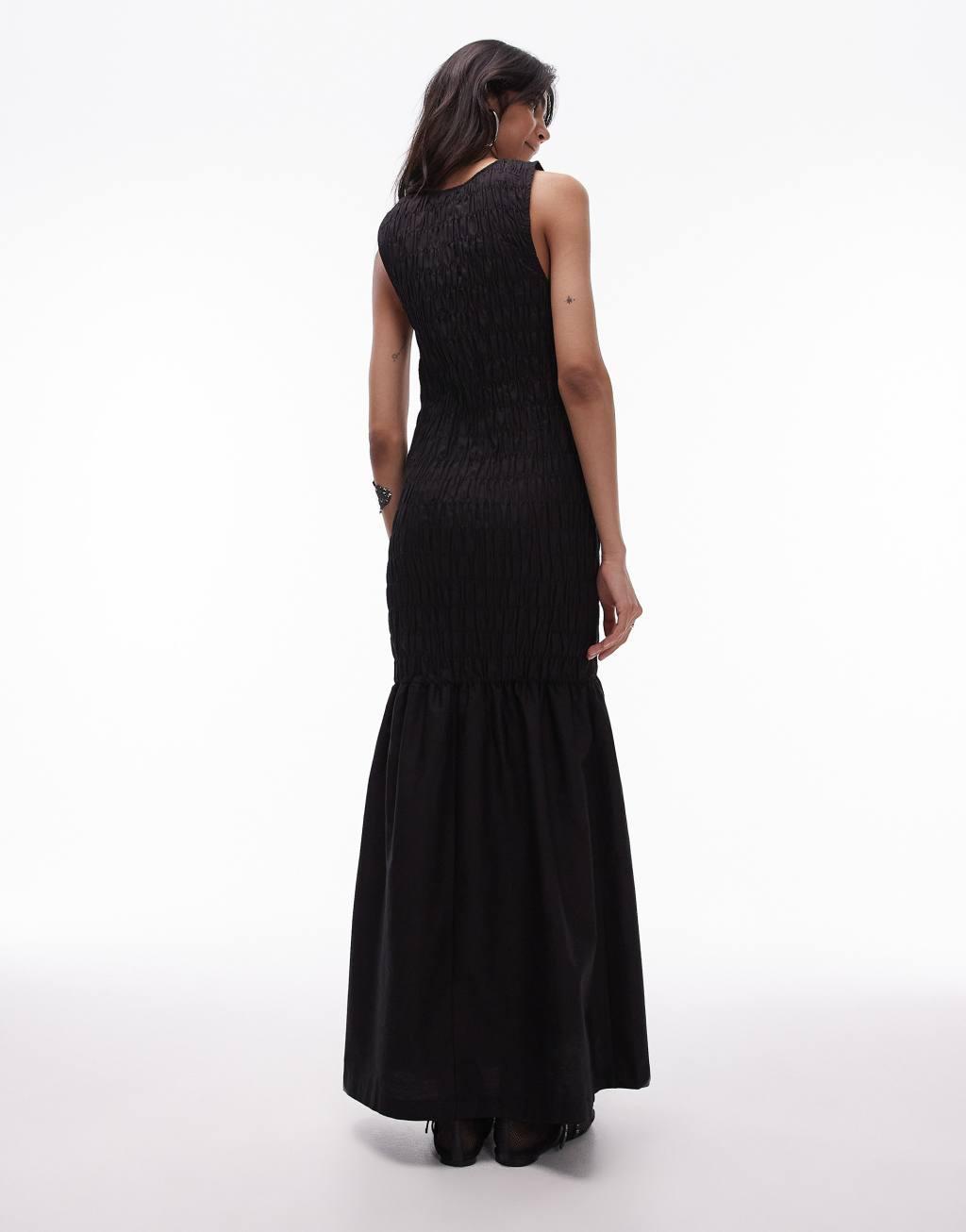 Topshop shirred maxi dress with contrast top stitch in black Product Image