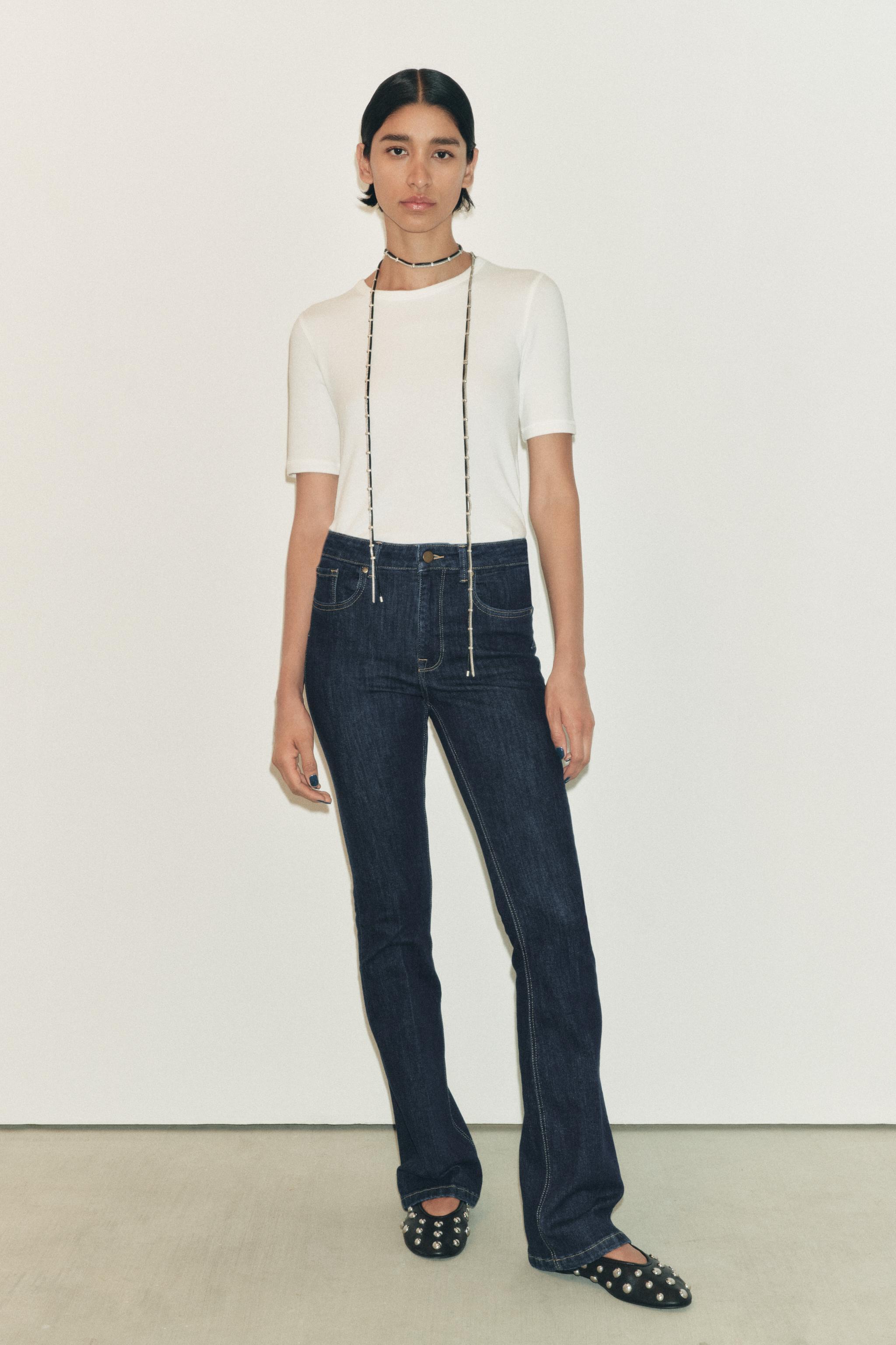 LOW RISE CONTOUR BOOTCUT JEANS ZW COLLECTION Product Image