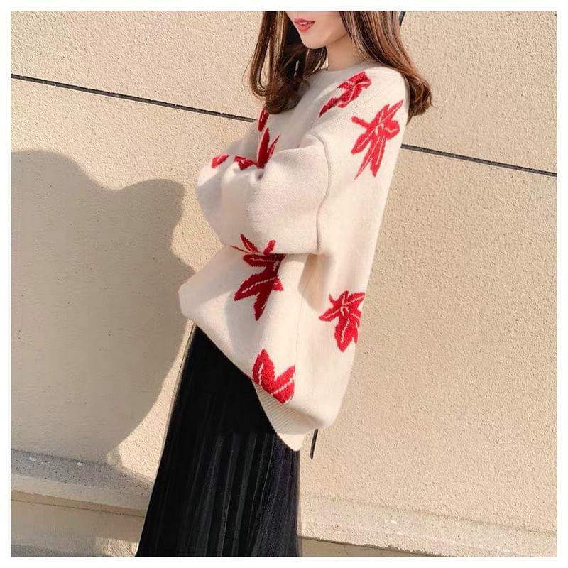 Long-Sleeve Round Neck Leaf Print Sweater Product Image