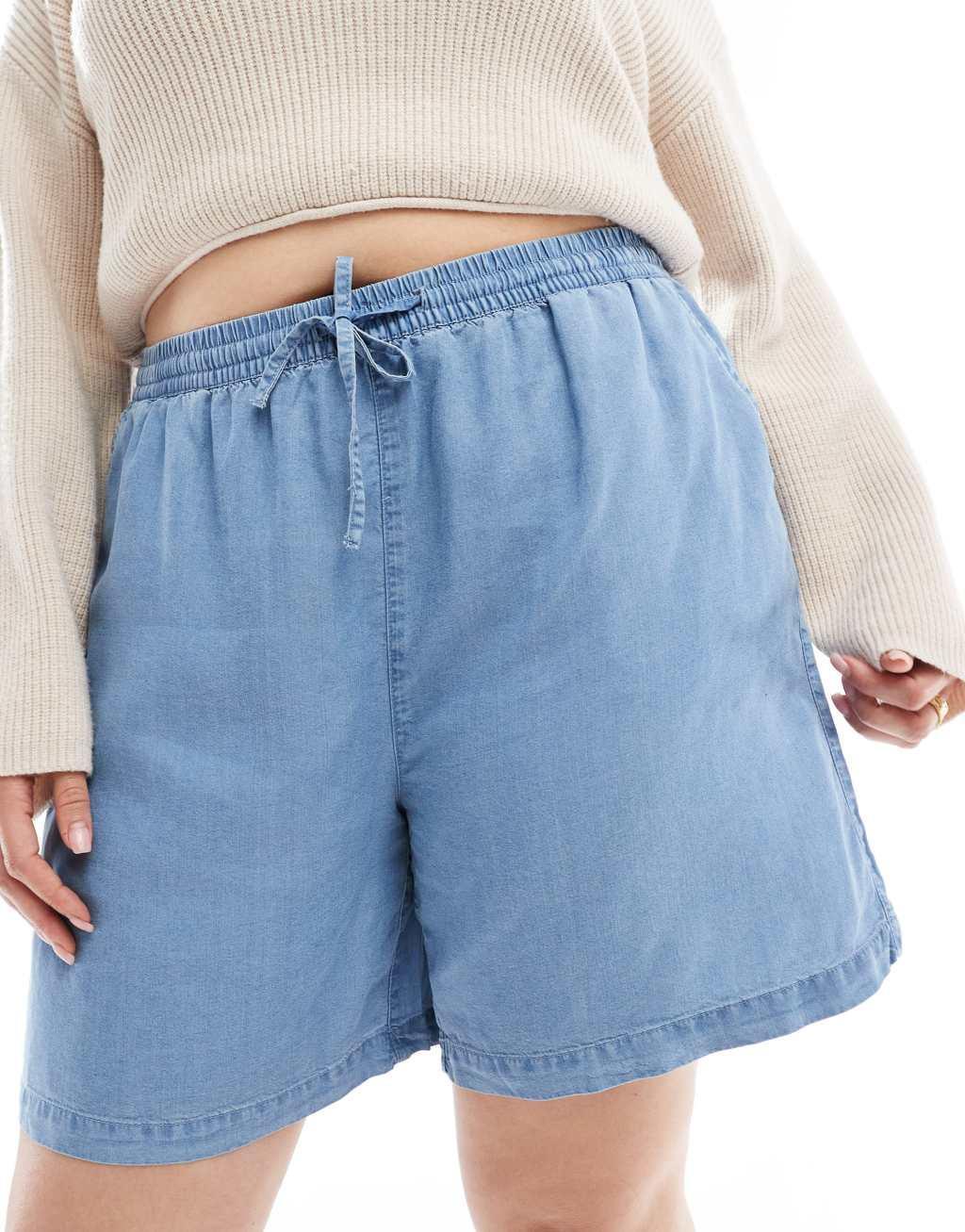 ONLY Curve pull on denim shorts in light blue  Product Image