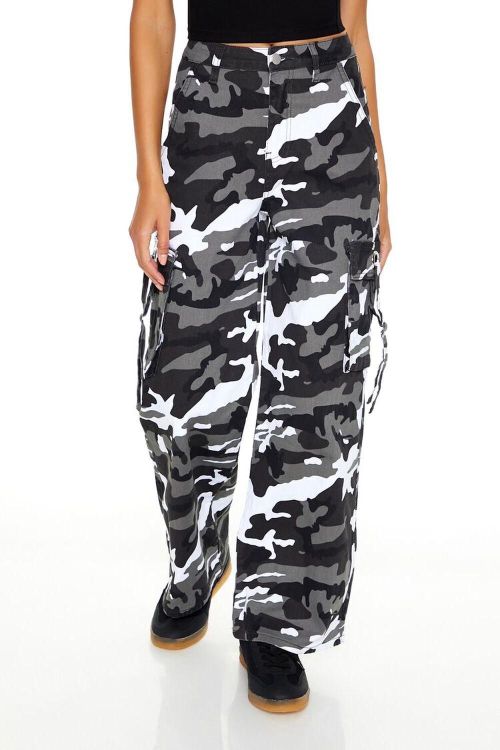 Camo Wide-Leg Cargo Utility Pants | Forever 21 Product Image