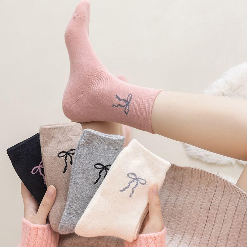 Bow Print Socks Product Image