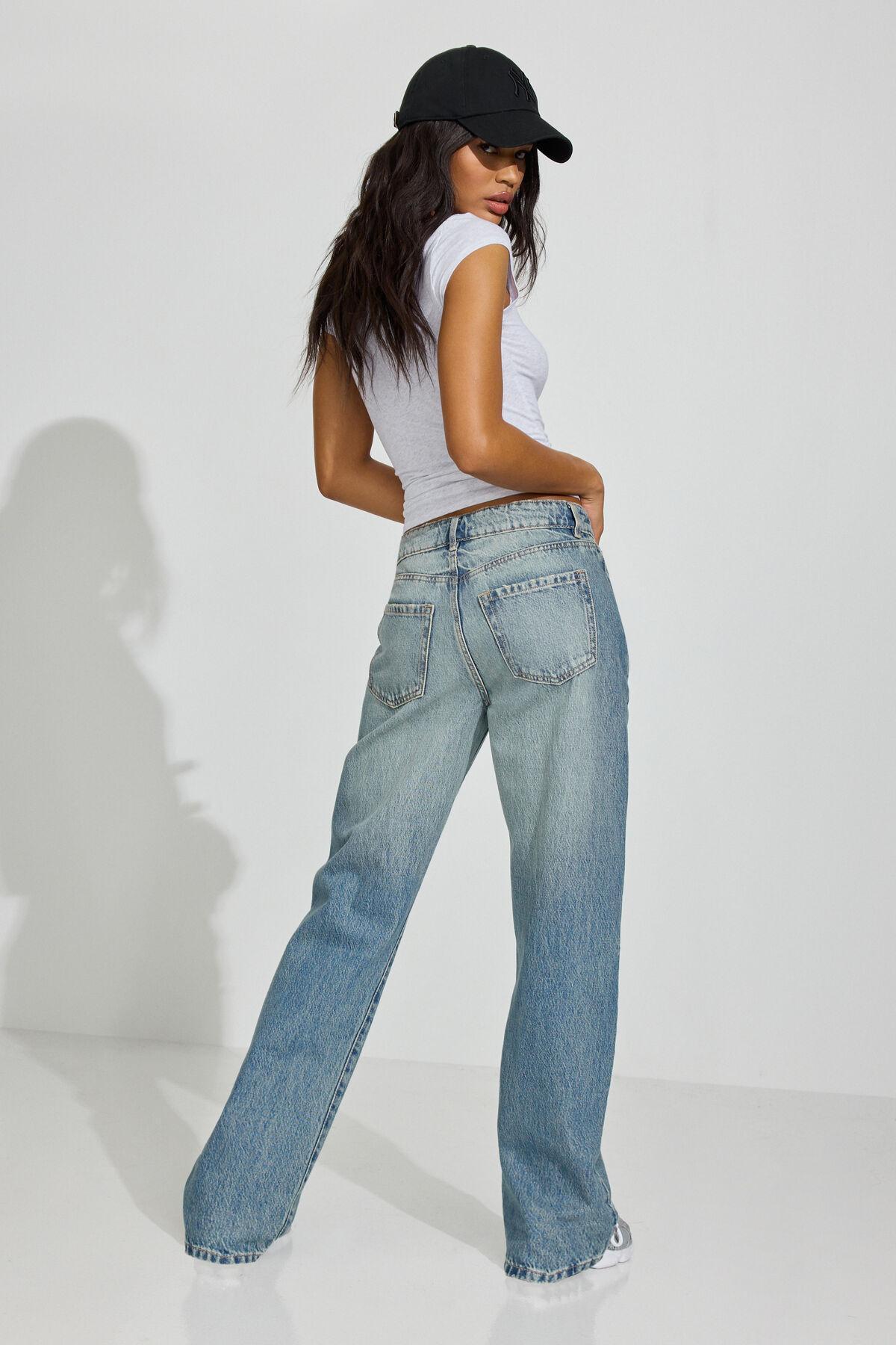 Slouchy Jeans Product Image