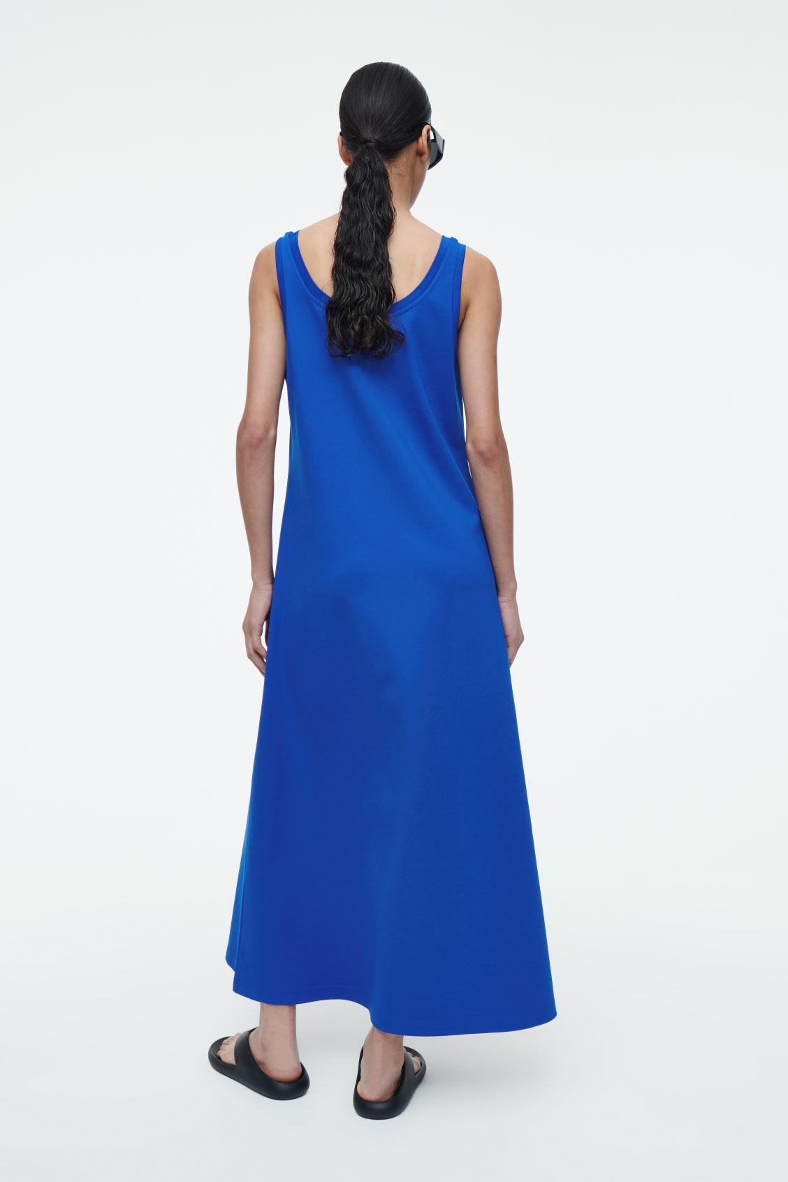 SCOOP-NECK JERSEY MIDI DRESS Product Image