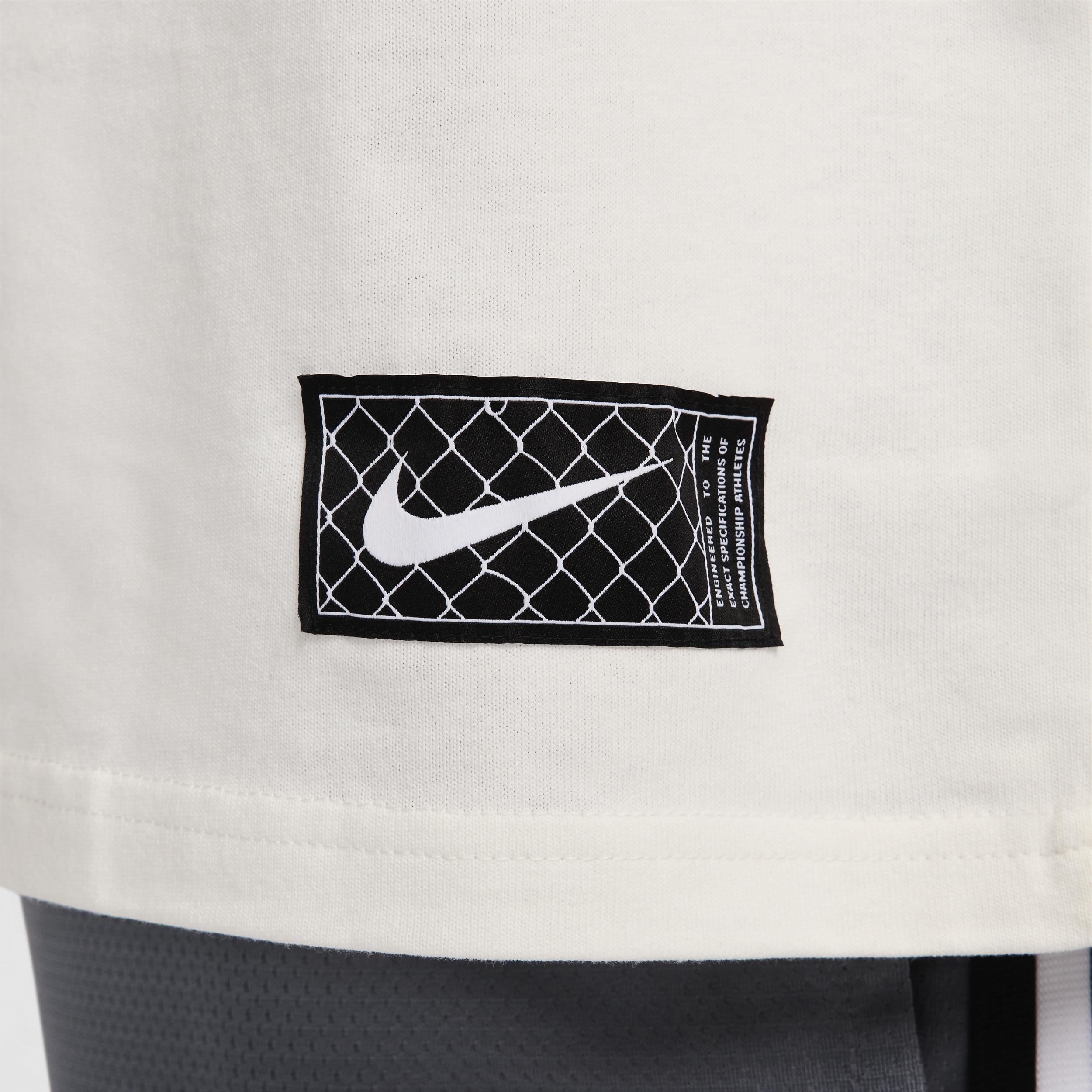 Nike Men's Max90 Basketball T-Shirt Product Image