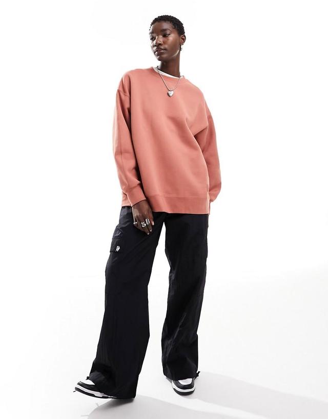 Women's Jordan Flight Fleece Crewneck Sweatshirt Product Image