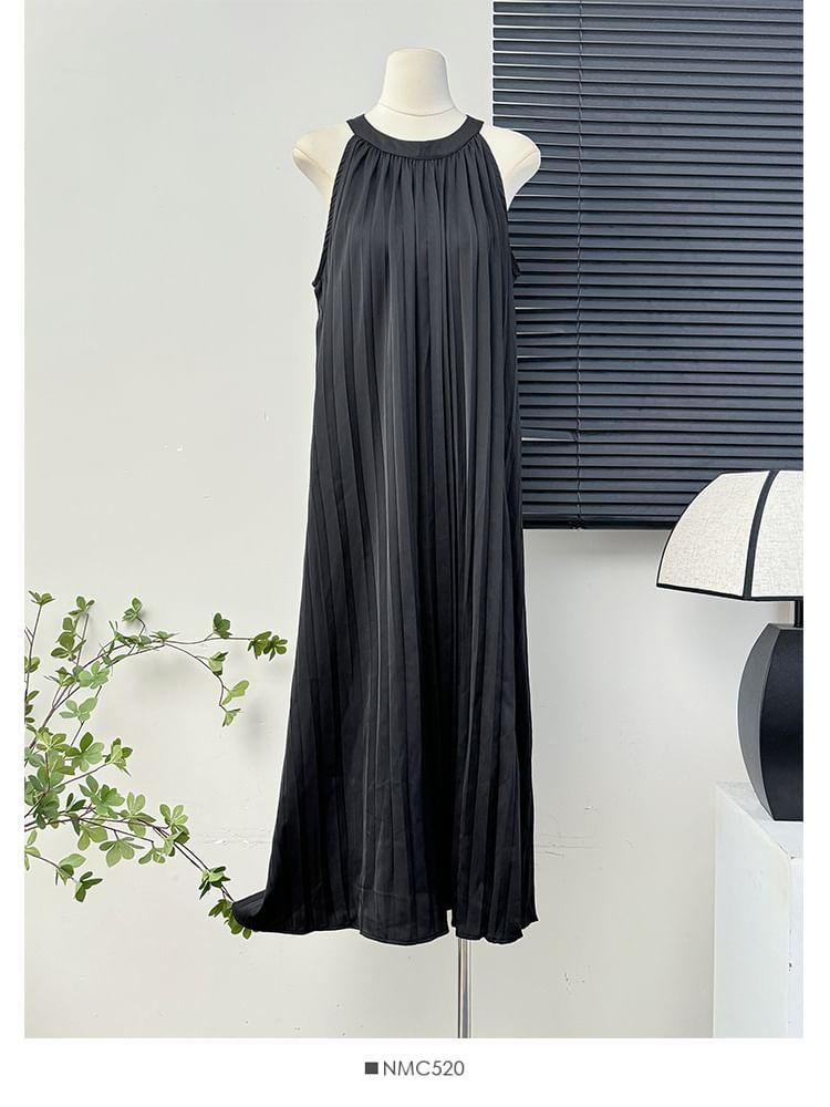 Sleeveless Pleated Halter Maxi Dress Product Image