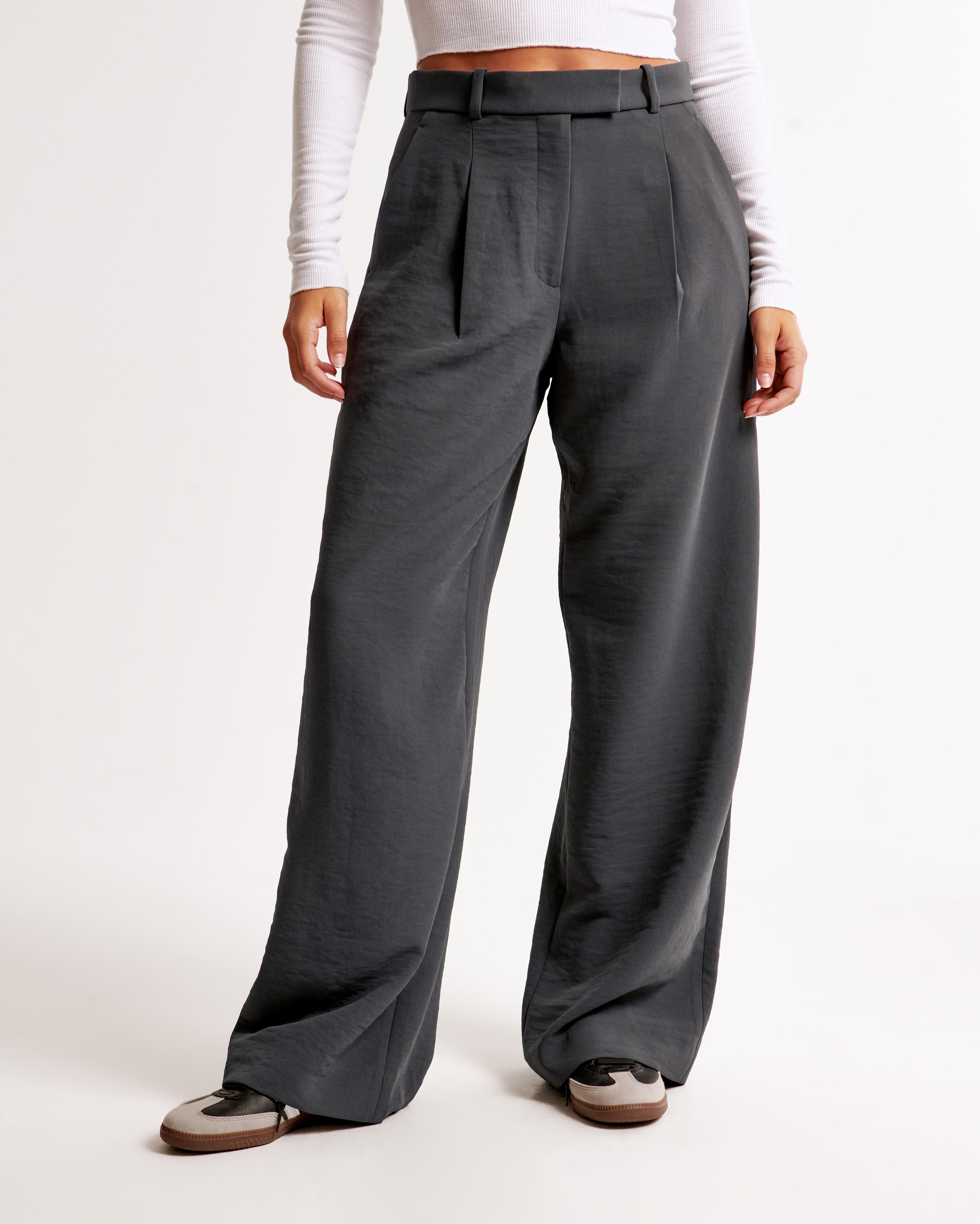 Curve Love A&F Harper Tailored Premium Crepe Ultra-Wide Leg Pant Product Image