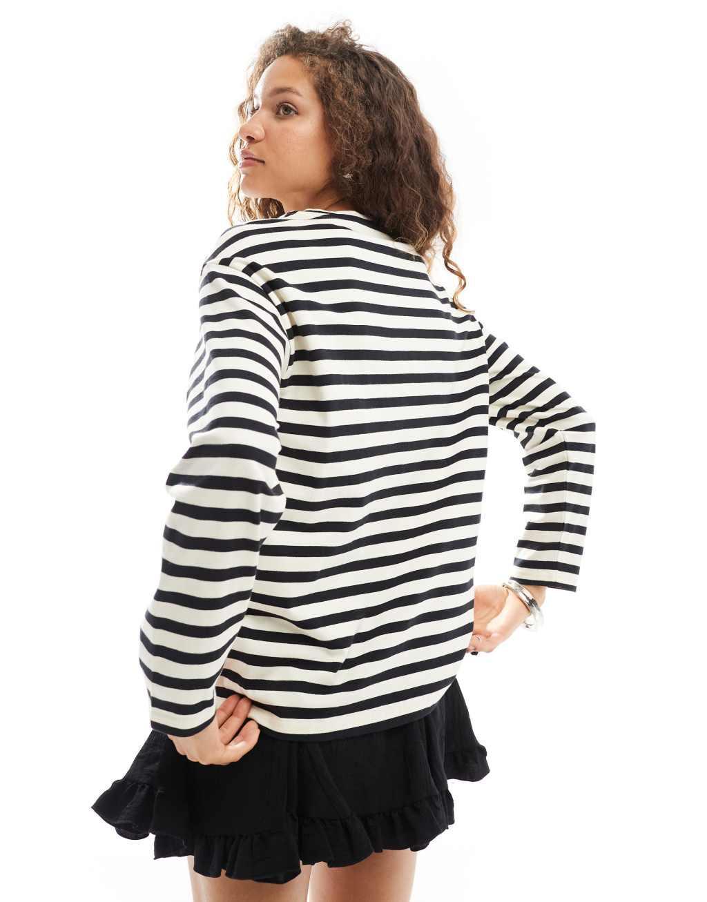 Urban Revivo striped oversize long sleeve T-shirt in multi Product Image