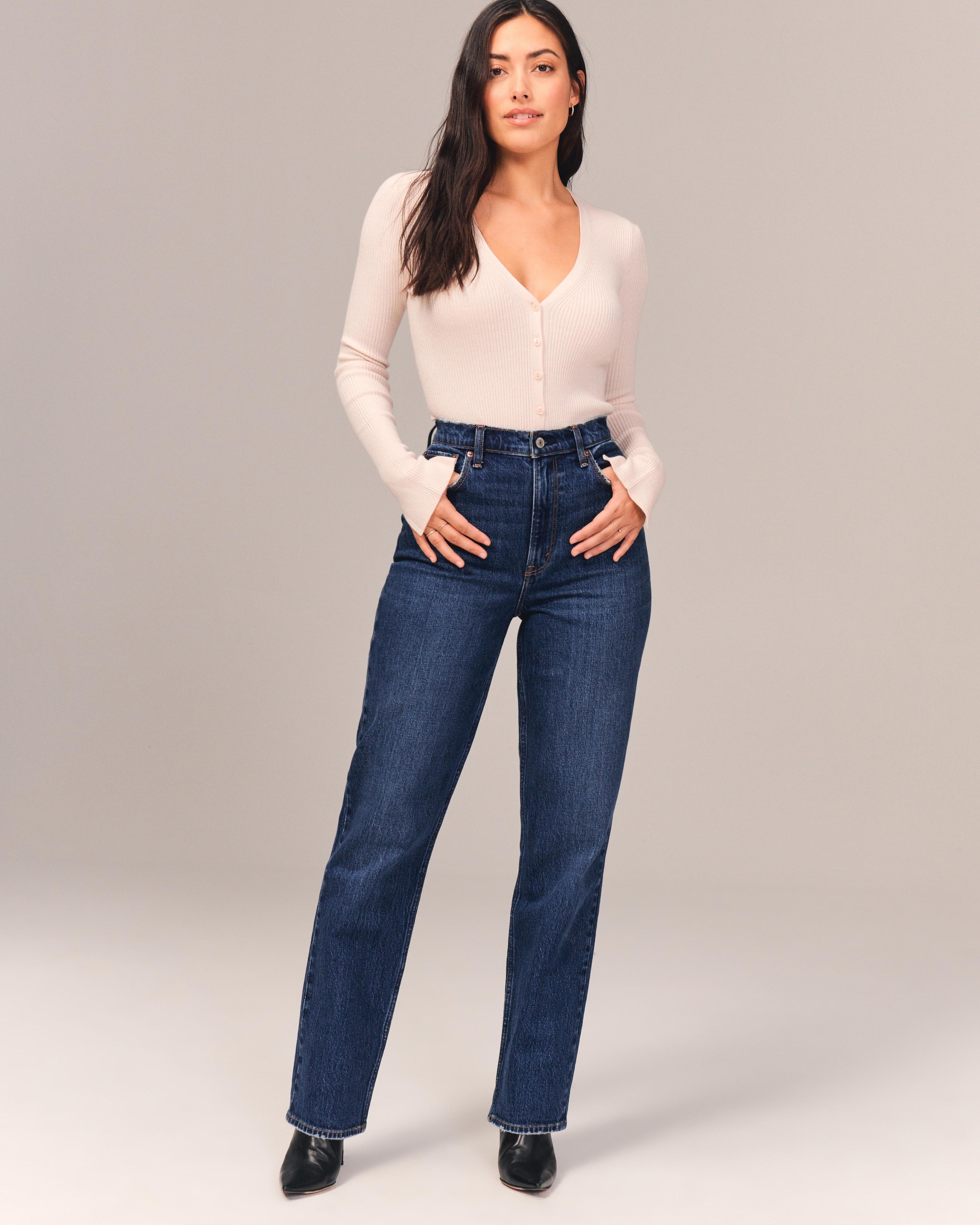 Curve Love Ultra High Rise 90s Straight Jean Product Image