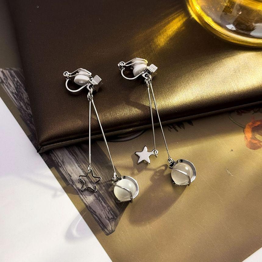 Star Dangle Earring / Clip-On Earring Product Image