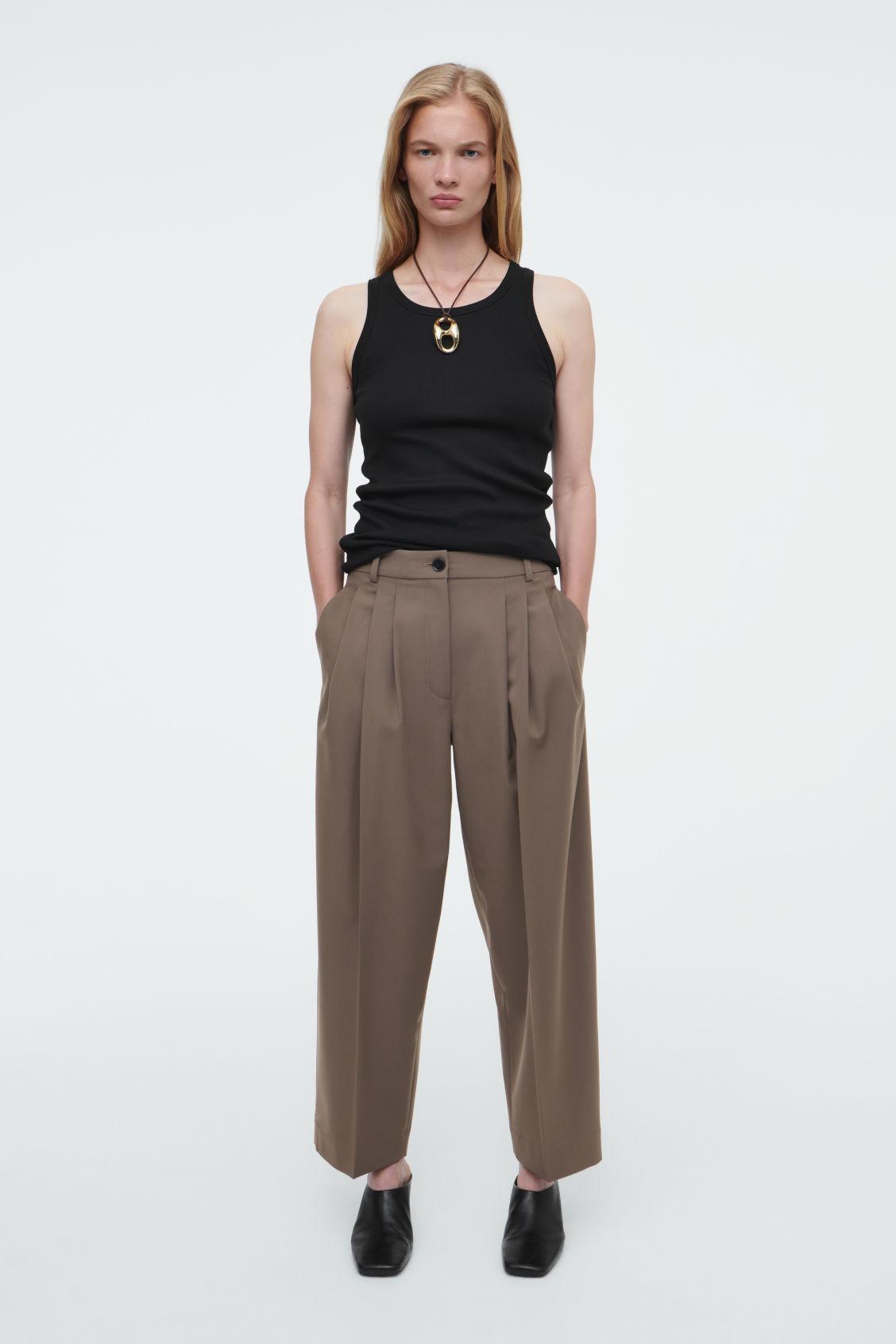 PLEATED BARREL-LEG WOOL-BLEND PANTS Product Image